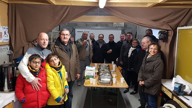 Dégustation d&rsquo;huîtres et de saumon